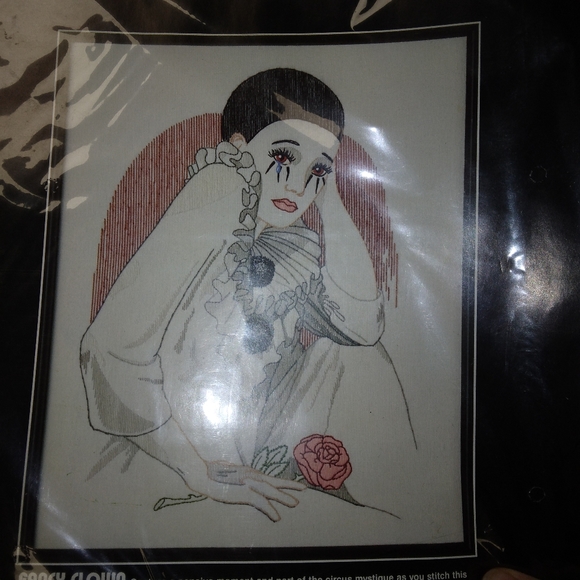 Dimensions Crewel Kit, Fancy Clown from Carolyn Barrani, New! - Picture 2 of 6